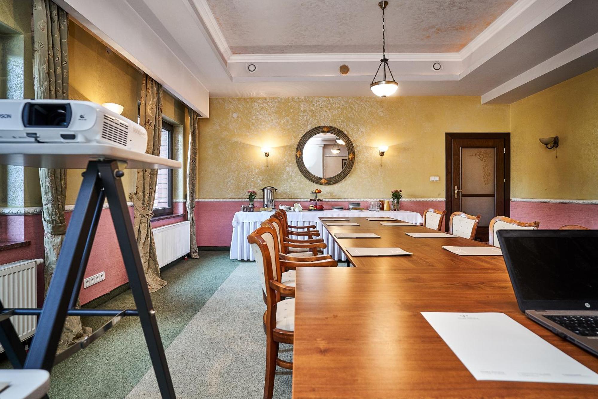 Hotel Stara Poczta Tychy Extérieur photo